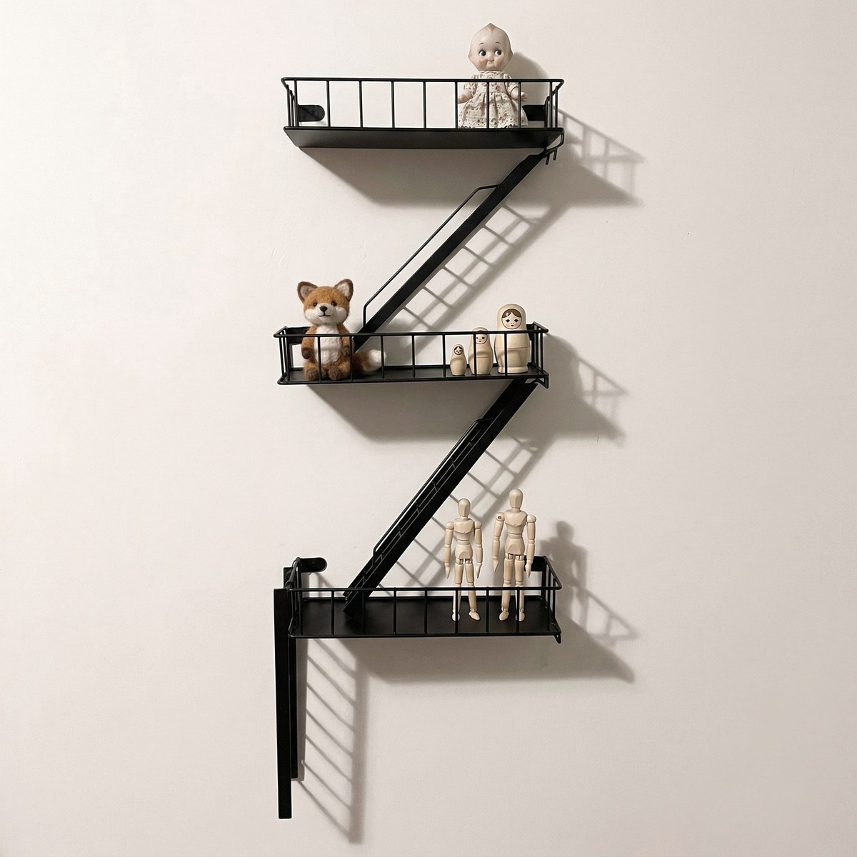 Huola Wall Storage, wall storage for full